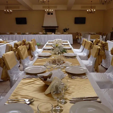 Hotel Garden Club Brasov