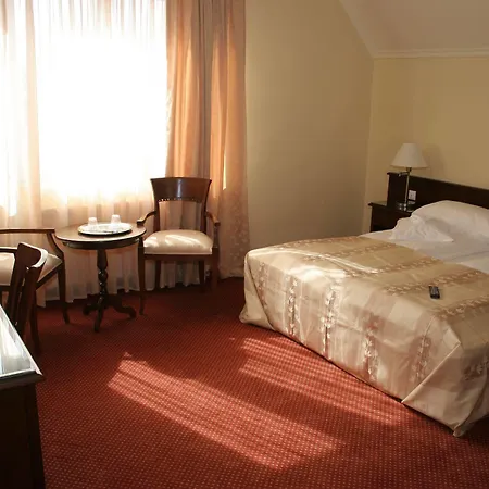 Hotel Garden Club Brasov